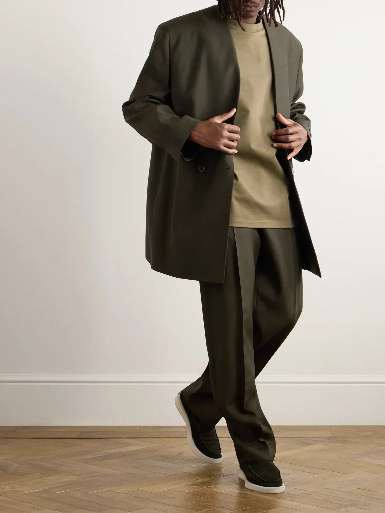 Unconventional Suit Colors and Patterns